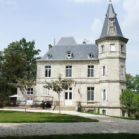 T2 De Charme Dans Un Chateau Layrac エクステリア 写真