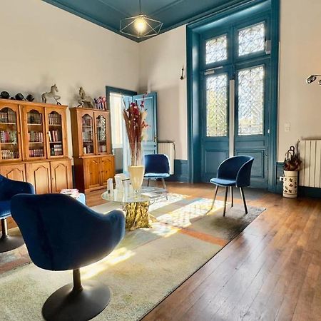 T2 De Charme Dans Un Chateau Layrac エクステリア 写真