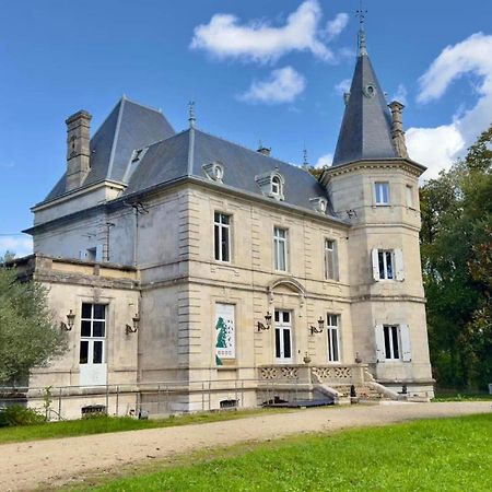 T2 De Charme Dans Un Chateau Layrac エクステリア 写真
