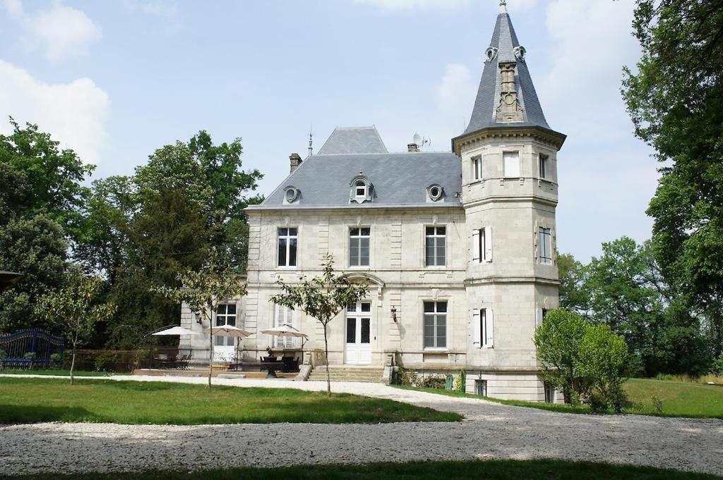 T2 De Charme Dans Un Chateau Layrac エクステリア 写真